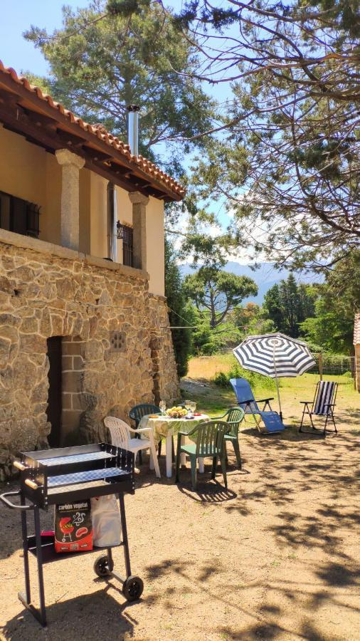 فيلا Casa Rural El Pinar Navas de Riofrio المظهر الخارجي الصورة